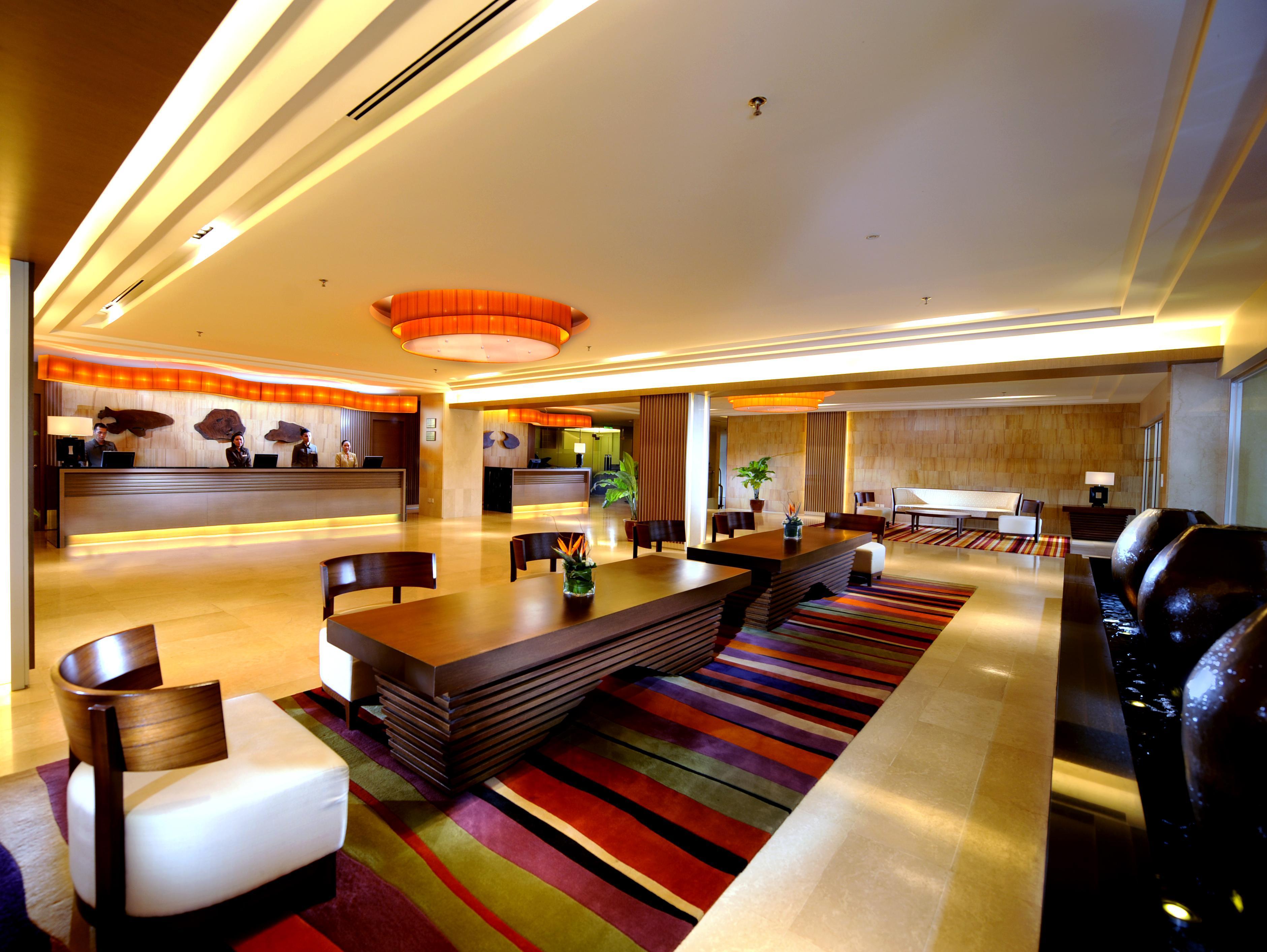 TOP SPOT LING LOONG SEAFOOD NO.6 & 33, Kuching - Restaurant Reviews, Photos  & Phone Number - Tripadvisor